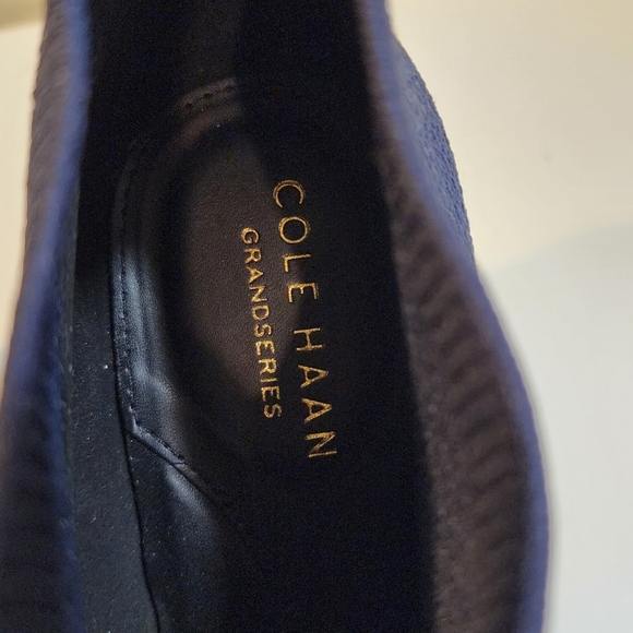 Cole Hann Grandseries Chic Navy Blue Suede  Ankle Boots Size 6B - Picture 5 of 12